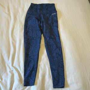 LSKD workout leggings